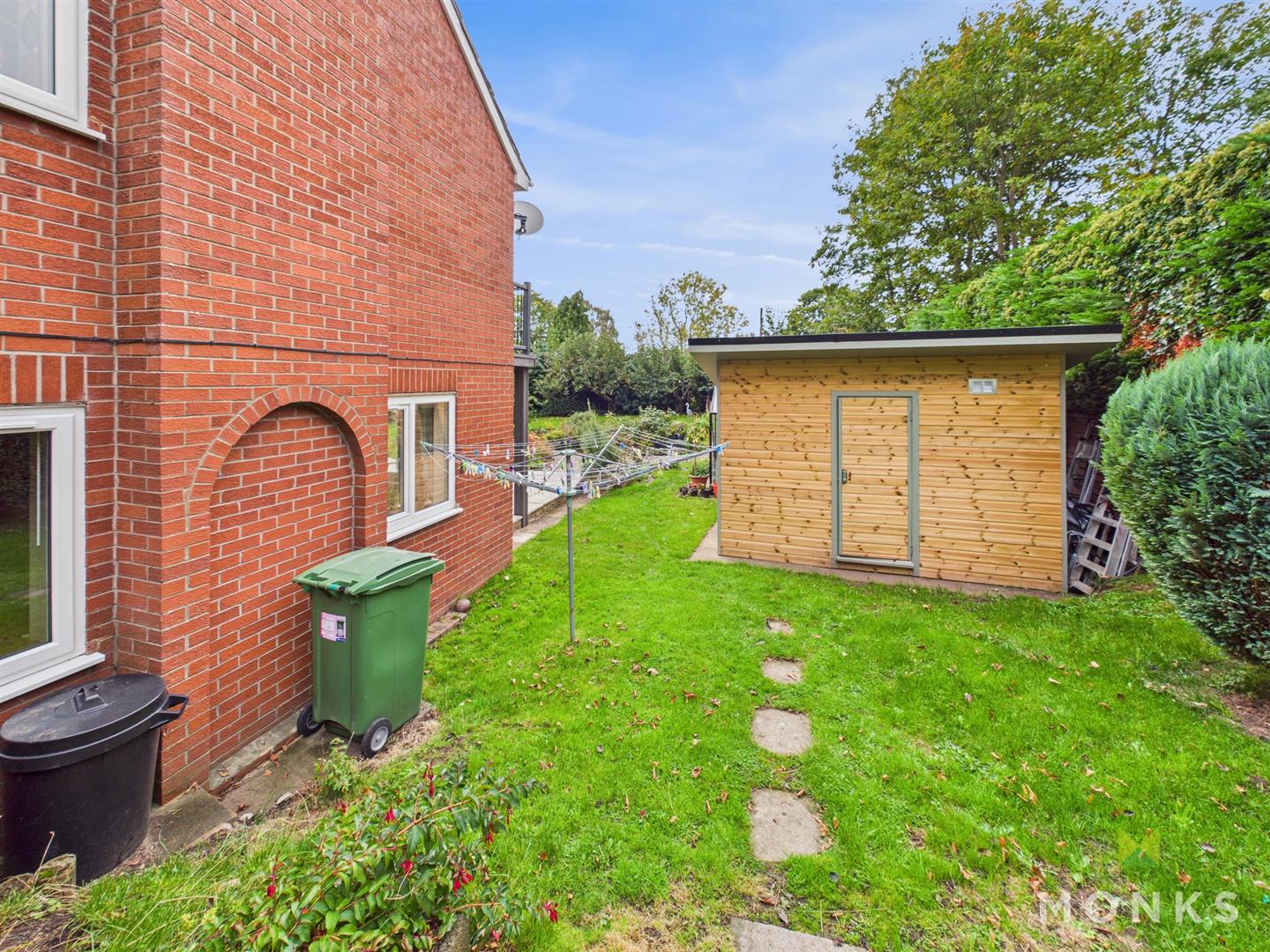 Oakdene Lowe Hill Road, Wem, SY4 5UA For Sale